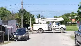 Apagón de más de 10 horas en Sabancuy afectó a tres colonias 