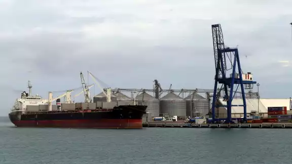 El titular de la Sefoet señaló que el empréstito es por mil 63 millones de pesos, y se espera que las obras se comiencen antes del 30 de septiembre. El titular de la Sefoet señaló que el empréstito es por mil 63 millones de pesos, y se espera que las obras se comiencen antes del 30 de septiembre.