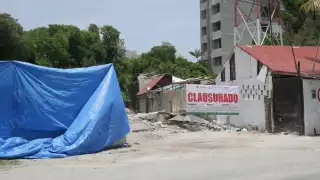 Personal de Medio Ambiente colocó sellos tras detectar actividades ilegales y la inasistencia de la presunta propietaria del predio a una citación oficial.