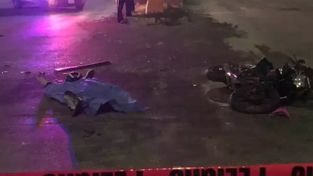 Joven motociclista pierde la vida al impactarse con un vehículo en Cancún