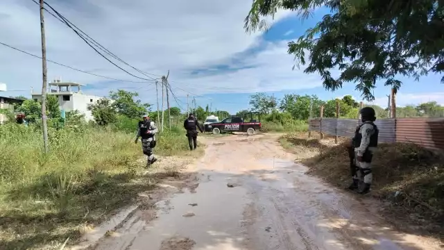 Fue por medio de una una llamada anónima que alertó a las autoridades sobre la presencia de un cuerpo