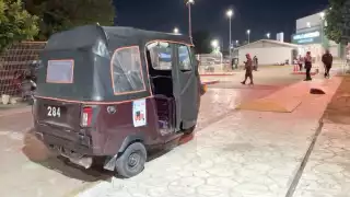 Abordo de una mototaxi, el joven fue llevado a su familia al hospital