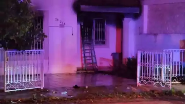 Bomberos sofocaron el incendio de la casa en Mérida