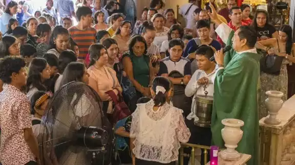 Bendicen útiles escolares en Ciudad del Carmen Bendicen útiles escolares en Ciudad del Carmen
