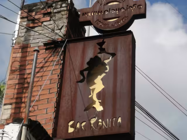 El hotel que recibió a artistas internacionales y dónde se originó el desfile del Día de Muertos de Playa del Carmen; hoy luce una triste imagen al estar cerrado