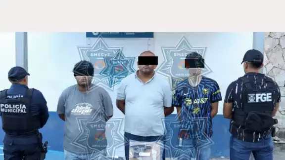 os detenidos fueron identificados como Brayan “N”, Jesús “N” y Alexis “N”