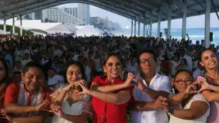 El Día de San Valentín se celebró con amor y compromiso en Quintana Roo