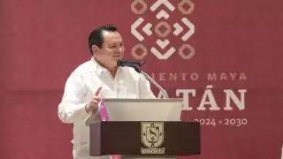 Huacho Díaz Mena encabeza mesa de consulta del Plan Estatal 2024-2030