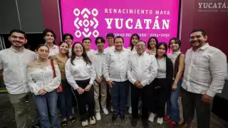 Con gran ilusión parten los estudiantes yucatecos rumbo a Canadá.