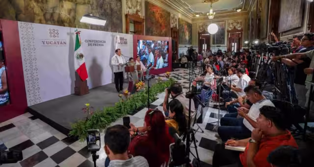 El Gobernador de Yucatán junto a la Segey buscan alternativas por los bloqueos magisteriales