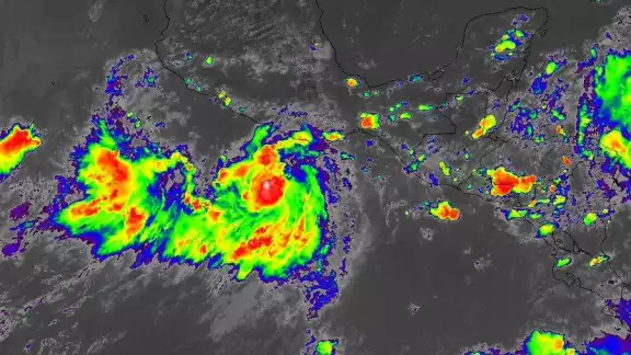 La Depresión Tropical Diez-E se encuentra frente a las costas de Oaxaca y Chiapas
