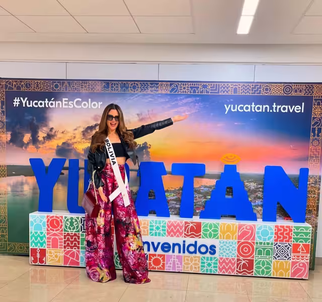 Miss Bolivia disfruta y presume de Yucatán