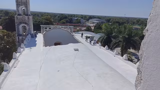 El techo de la iglesia de San Luis Obispo, en la cabecera del municipio, será reconstruido en su totalidad