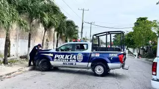 Elementos policiacos municipales arribaron al lugar de los hechos y encontraron a los dos hombres heridos