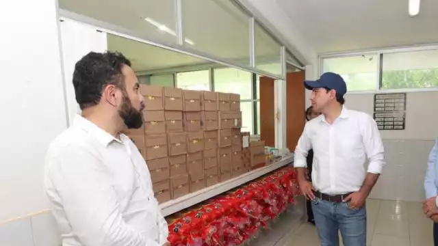 Mauricio Vila supervisa refugios en Mérida