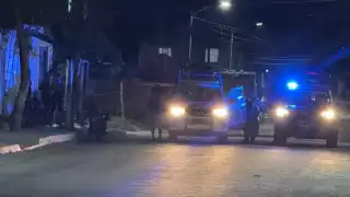 Balean fachada de una peluquería en Champotón