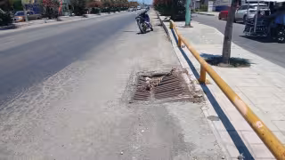 Registro de drenaje deteriorado podría causar accidente fatal en Campeche