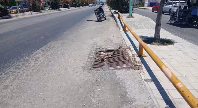 Piden intervención de Obras Públicas por riesgo en Justo Sierra Méndez