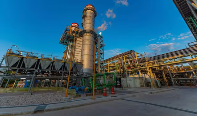 CFE pone en marcha nueva central eléctrica en Mérida con capacidad de 499 MW