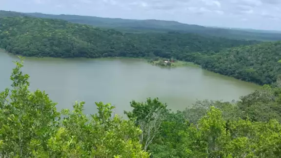 Se trata de un lugar poco conocido ante la falta de promoción oficial por parte de las autoridades, pero de gran riqueza natural