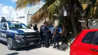 La mujer usó un machete para agredir a su esposo; vecinos llamaron a las autoridades