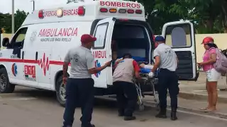 Estudiante de Bachilleres sufre convulsiones y se desmaya en José María Morelos