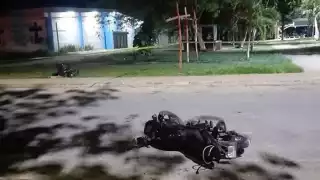 Joven motociclista pierde la vida, tras derrapar sobre el asfalto en calles de Chetumal