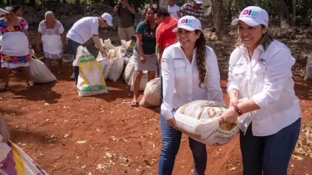 Fortalece DIF Yucatán la seguridad alimentaria con huertos comunitarios