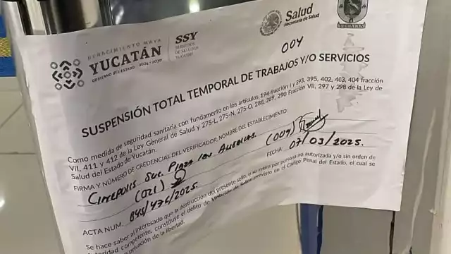 Clausura la Secretaría de Salud de Yucatán cine en Mérida por plaga de cucarachas