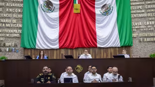 Funcionarios de Joaquín Díaz Mena comparecen ante el Congreso de Yucatán para la Glosa del Primer Informe de Gobierno
