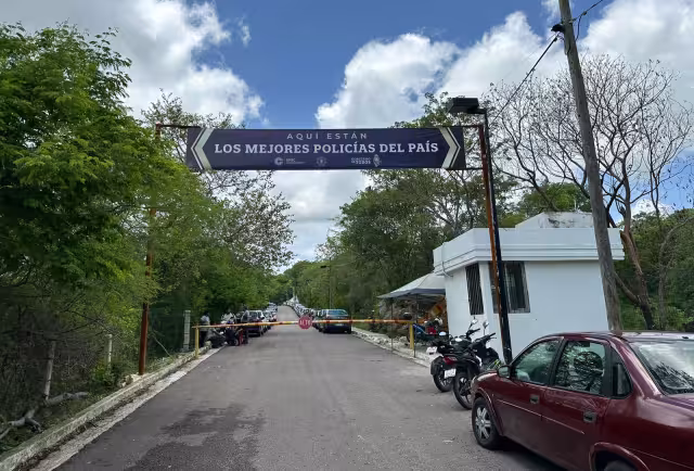 Se refugian en la academia sin funciones asignadas.