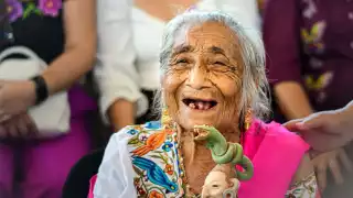 Reconocen a Basilia Tzec como la primera y última partera maya de la comisaría de Yaxhachén