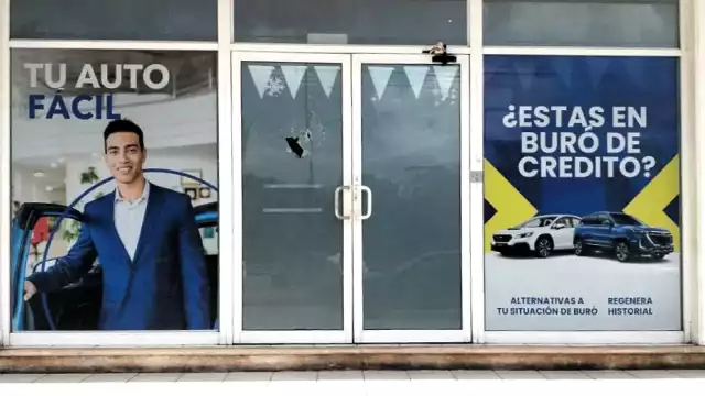 Afectados dijeron que asesores les solicitaron dinero, como enganche de un vehículo; sin embargo, luego no respondieron, por lo que acudieron ante autoridades