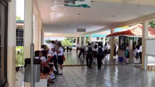 FGE abre 106 investigaciones por delitos contra estudiantes en Quintana Roo