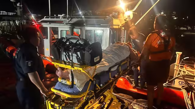 Un alto mando de la Novena Región Naval que esta acción se llevó a cabo al recibir una llamada de emergencia