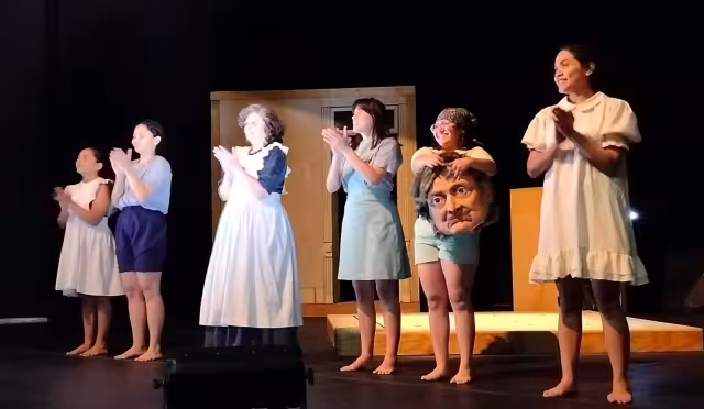 Xhail Espadas presenta “Mi Casa”, teatro sobre política y mujeres