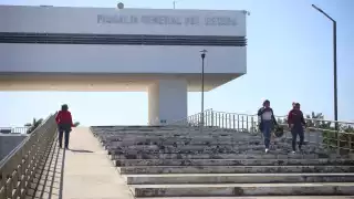 Vinculan  a proceso a un hombre por apedrear a policías en Mérida