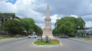 Renuevan el obelisco a Felipe Carrillo Puerto en el Paseo de Montejo en Mérida