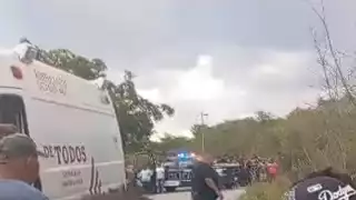 La Policía Estatal acordonó el área y esperó la llegada del SEMEFO.