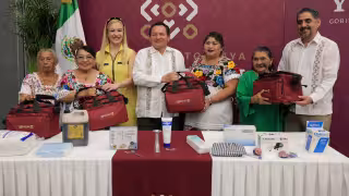 Incorporan a parteras mayas tradicionales de Yucatán al sistema nacional de salud