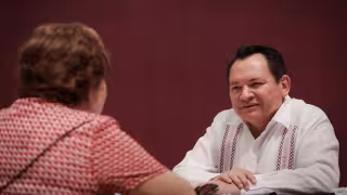Joaquín Díaz Mena atiende denuncia sobre un presunto despojo de tierras ejidales en Chicxulub Puerto