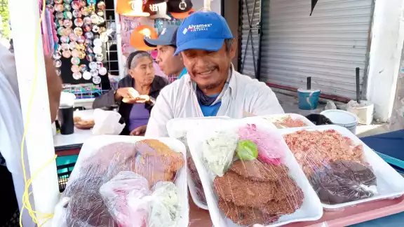 Para enfrentar la veda de pulpo y mero, los pescadores desempeñan variadas actividades Para enfrentar la veda de pulpo y mero, los pescadores desempeñan variadas actividades