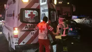 Accidente en carretera federal 307 en Tulum, deja dos lesionados, entre ellos una menor de edad 