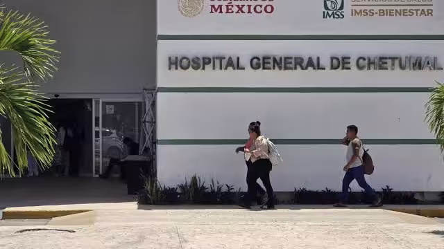 Madre de un paciente quien tuvo una ccidente vial, asegura que el persona del hospital olvida proporcionarle los medicamentos