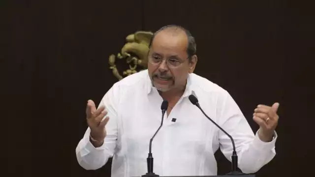 Jacinto Sosa responsabilizó a la pasada administración de la ATY por la deficiencia del servicio