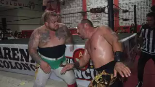 Los luchadores se darán con todo para ganar el campeonato.