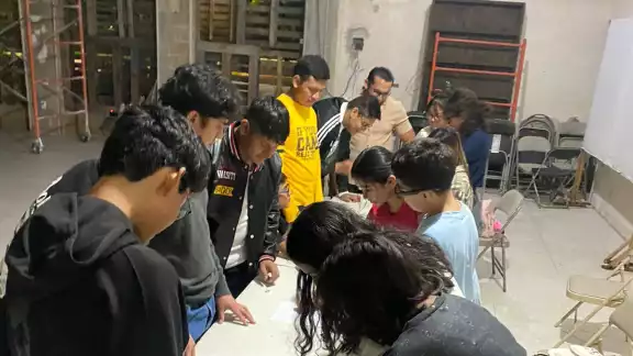 Unas de las recomendaciones de los centros religiosos es que los padres de familia se acerquen a sus hijos Unas de las recomendaciones de los centros religiosos es que los padres de familia se acerquen a sus hijos