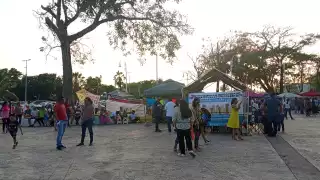 Trabajadores de la salud siguen manifestando su inconformidad ante la reforma.