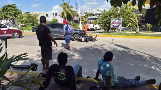 Motociclistas lesionados en accidente en la colonia Morelos