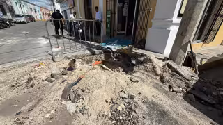 SMAPACH realiza correctivos tras ruptura de tubería en la calle 25